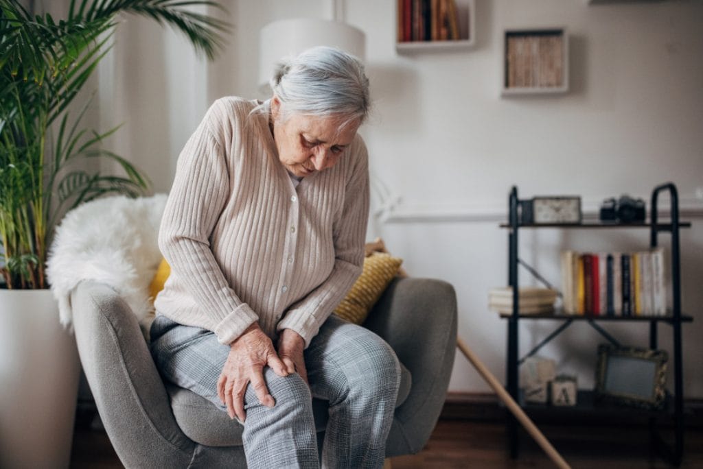 chronic knee pain treatment